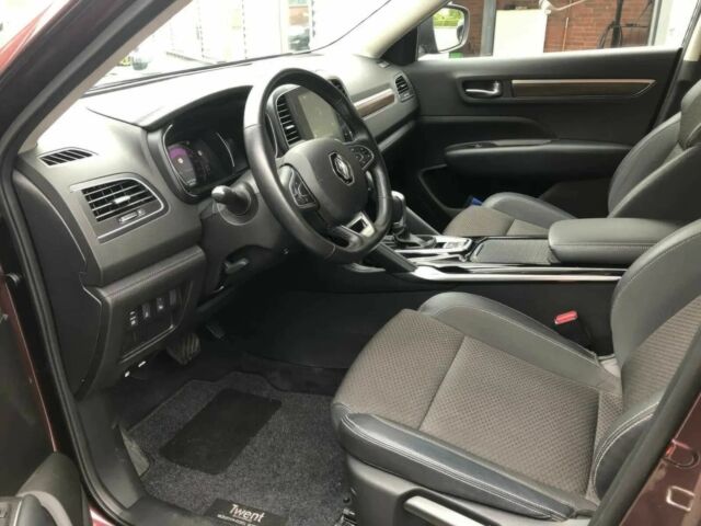 Красный Рено Колеос, объемом двигателя 2 л и пробегом 47 тыс. км за 6400 $, фото 6 на Automoto.ua