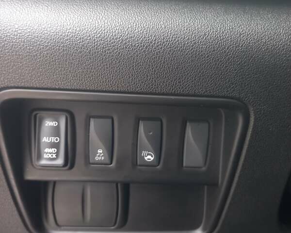 Красный Рено Колеос, объемом двигателя 2 л и пробегом 210 тыс. км за 19200 $, фото 18 на Automoto.ua