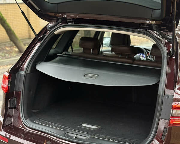 Красный Рено Колеос, объемом двигателя 1.7 л и пробегом 188 тыс. км за 22999 $, фото 14 на Automoto.ua