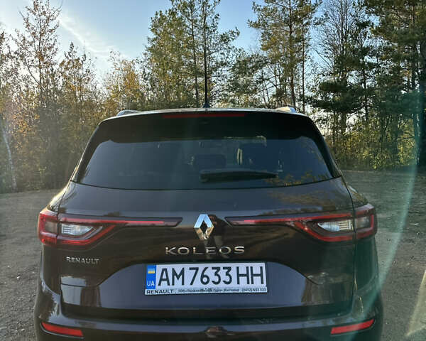 Красный Рено Колеос, объемом двигателя 2.49 л и пробегом 35 тыс. км за 25500 $, фото 21 на Automoto.ua