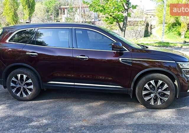Красный Рено Колеос, объемом двигателя 2.49 л и пробегом 32 тыс. км за 33800 $, фото 2 на Automoto.ua