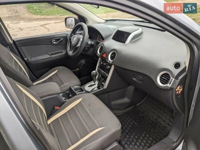 Рено Колеос, объемом двигателя 2.45 л и пробегом 220 тыс. км за 8400 $, фото 4 на Automoto.ua