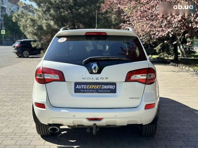 Рено Колеос, объемом двигателя 2.5 л и пробегом 154 тыс. км за 10600 $, фото 7 на Automoto.ua