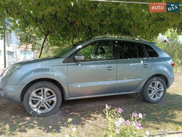 Рено Колеос, объемом двигателя 2 л и пробегом 215 тыс. км за 9000 $, фото 5 на Automoto.ua