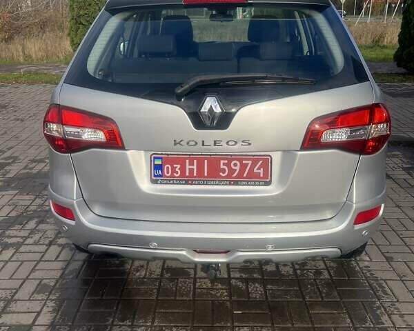 Рено Колеос, объемом двигателя 0 л и пробегом 215 тыс. км за 10900 $, фото 1 на Automoto.ua