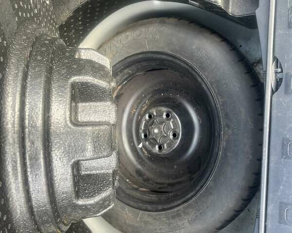 Рено Колеос, объемом двигателя 0 л и пробегом 215 тыс. км за 10900 $, фото 12 на Automoto.ua