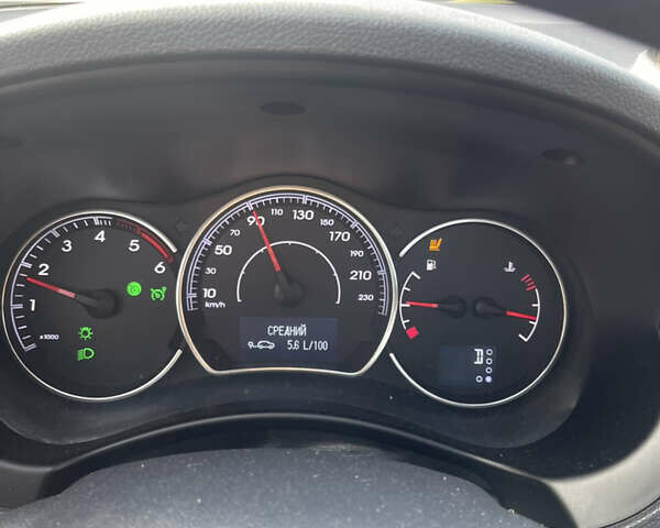 Рено Колеос, объемом двигателя 2 л и пробегом 202 тыс. км за 12500 $, фото 14 на Automoto.ua