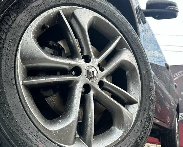 Рено Колеос 2012 в Сумах на Automoto.ua Рено Колеос, объемом двигателя 2 л и пробегом 240 тыс. км за 13600 $, фото 6 на Automoto.ua