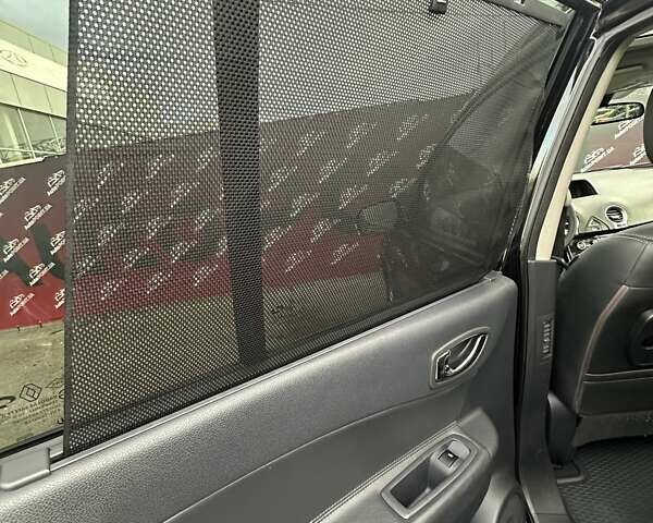 Рено Колеос 2012 в Сумах на Automoto.ua Рено Колеос, объемом двигателя 2 л и пробегом 240 тыс. км за 13600 $, фото 18 на Automoto.ua