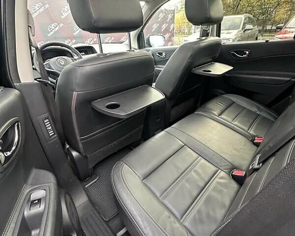 Рено Колеос 2012 в Сумах на Automoto.ua Рено Колеос, объемом двигателя 2 л и пробегом 240 тыс. км за 13600 $, фото 19 на Automoto.ua