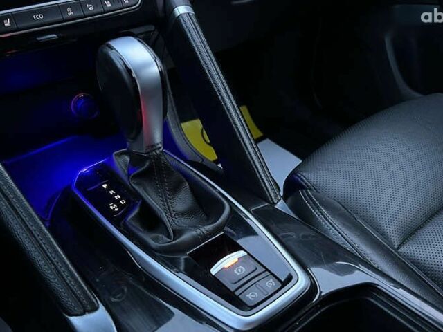 Рено Колеос, об'ємом двигуна 2 л та пробігом 139 тис. км за 21000 $, фото 16 на Automoto.ua