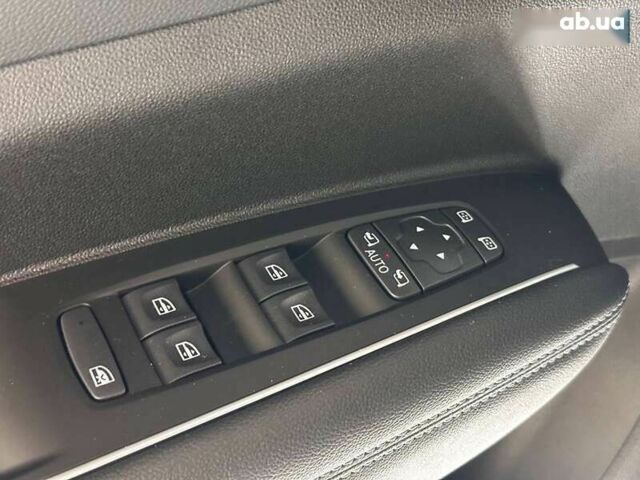 Рено Колеос, об'ємом двигуна 2.5 л та пробігом 14 тис. км за 31517 $, фото 13 на Automoto.ua