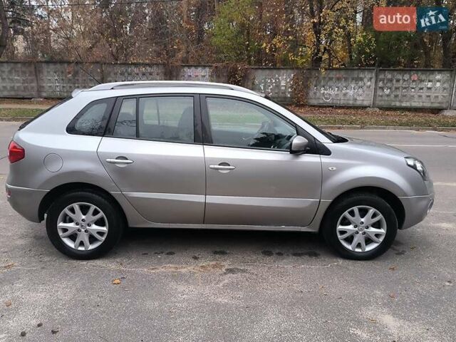 Сірий Рено Колеос, об'ємом двигуна 2 л та пробігом 254 тис. км за 7650 $, фото 6 на Automoto.ua