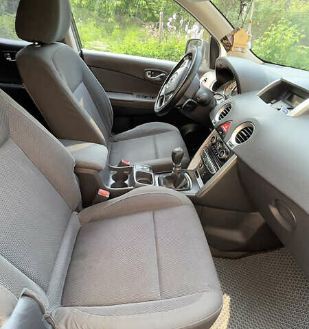 Серый Рено Колеос, объемом двигателя 2 л и пробегом 274 тыс. км за 8200 $, фото 13 на Automoto.ua