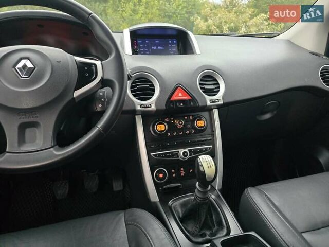 Сірий Рено Колеос, об'ємом двигуна 2 л та пробігом 289 тис. км за 7999 $, фото 36 на Automoto.ua