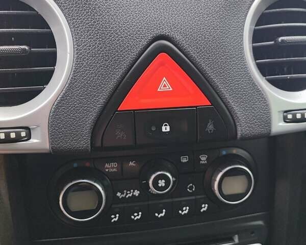 Серый Рено Колеос, объемом двигателя 2.5 л и пробегом 252 тыс. км за 7300 $, фото 16 на Automoto.ua