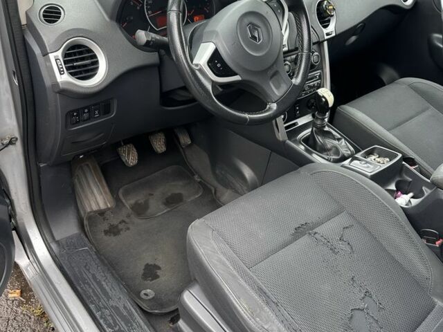 Рено Колеос 2008 в Краматорске на Automoto.ua Серый Рено Колеос, объемом двигателя 2 л и пробегом 280 тыс. км за 4499 $, фото 13 на Automoto.ua