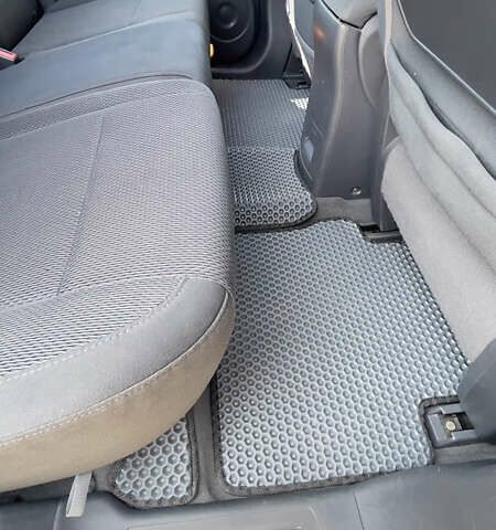 Серый Рено Колеос, объемом двигателя 2 л и пробегом 274 тыс. км за 8200 $, фото 7 на Automoto.ua