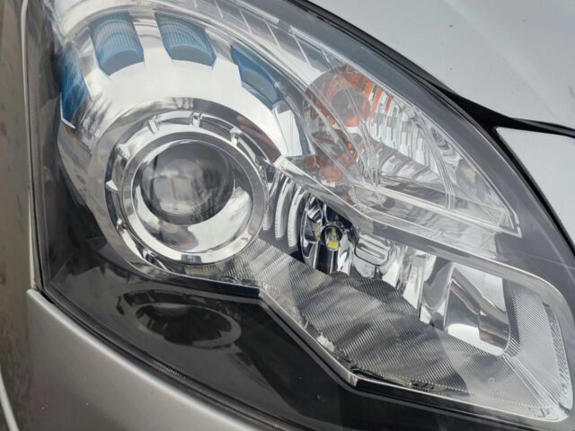 Серый Рено Колеос, объемом двигателя 2.5 л и пробегом 253 тыс. км за 7300 $, фото 1 на Automoto.ua