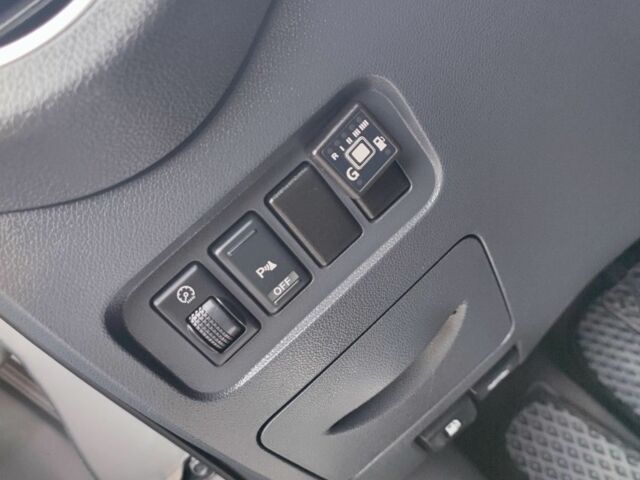 Серый Рено Колеос, объемом двигателя 2.5 л и пробегом 253 тыс. км за 7300 $, фото 10 на Automoto.ua