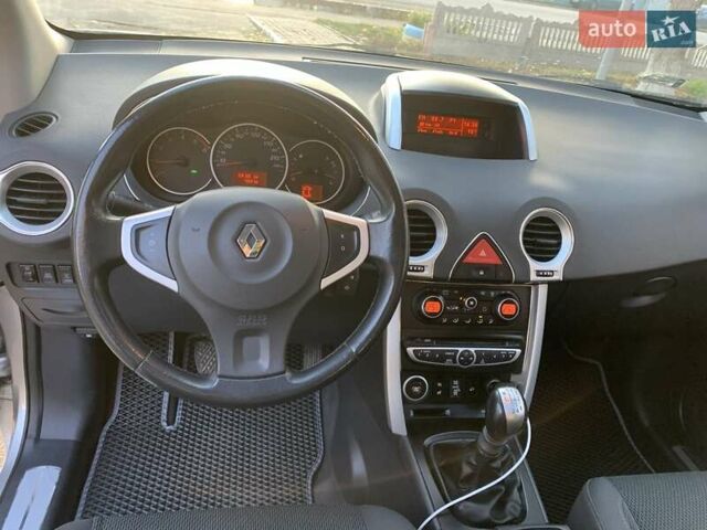 Сірий Рено Колеос, об'ємом двигуна 2 л та пробігом 224 тис. км за 7800 $, фото 11 на Automoto.ua