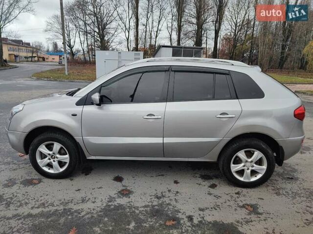 Серый Рено Колеос, объемом двигателя 2.5 л и пробегом 252 тыс. км за 7300 $, фото 7 на Automoto.ua