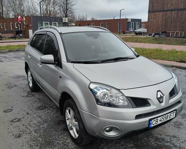 Серый Рено Колеос, объемом двигателя 2.5 л и пробегом 252 тыс. км за 7300 $, фото 9 на Automoto.ua