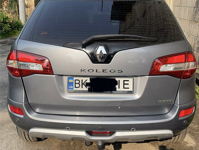 Серый Рено Колеос, объемом двигателя 2 л и пробегом 274 тыс. км за 8200 $, фото 3 на Automoto.ua