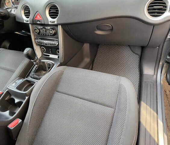 Серый Рено Колеос, объемом двигателя 2 л и пробегом 274 тыс. км за 8200 $, фото 11 на Automoto.ua