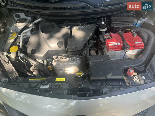 Рено Колеос 2008 в Радивилове на Automoto.ua Серый Рено Колеос, объемом двигателя 2.49 л и пробегом 210 тыс. км за 8500 $, фото 17 на Automoto.ua