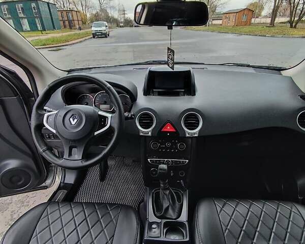 Серый Рено Колеос, объемом двигателя 2.5 л и пробегом 252 тыс. км за 7300 $, фото 25 на Automoto.ua