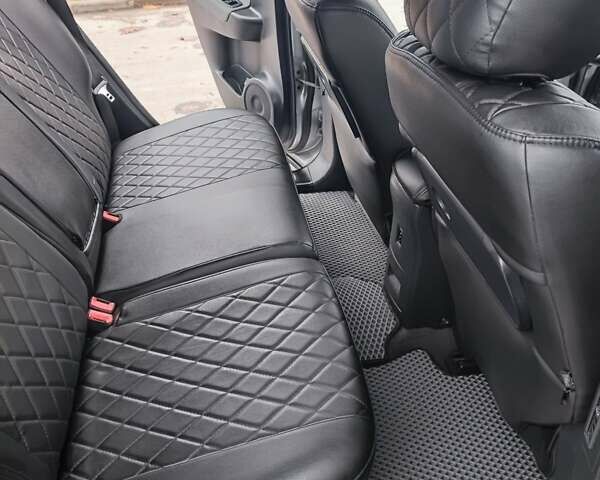 Серый Рено Колеос, объемом двигателя 2.5 л и пробегом 252 тыс. км за 7300 $, фото 20 на Automoto.ua