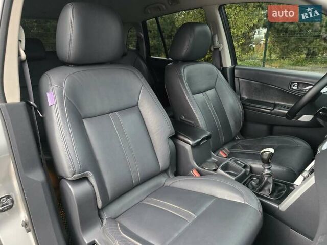 Сірий Рено Колеос, об'ємом двигуна 2 л та пробігом 289 тис. км за 7999 $, фото 46 на Automoto.ua