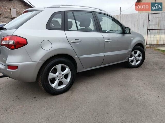 Серый Рено Колеос, объемом двигателя 2 л и пробегом 247 тыс. км за 9300 $, фото 6 на Automoto.ua