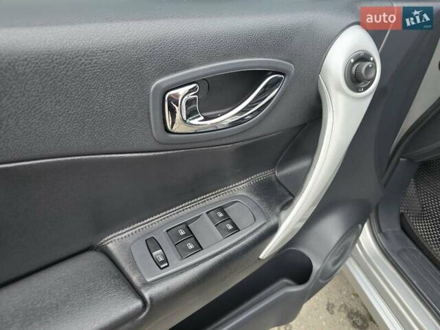 Сірий Рено Колеос, об'ємом двигуна 2 л та пробігом 289 тис. км за 7999 $, фото 21 на Automoto.ua