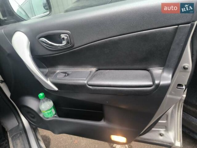 Сірий Рено Колеос, об'ємом двигуна 2 л та пробігом 254 тис. км за 7650 $, фото 11 на Automoto.ua