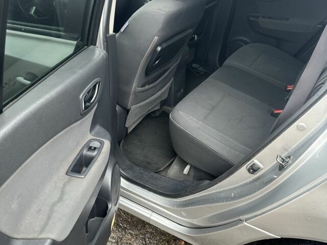 Рено Колеос 2008 в Краматорске на Automoto.ua Серый Рено Колеос, объемом двигателя 2 л и пробегом 280 тыс. км за 4499 $, фото 12 на Automoto.ua