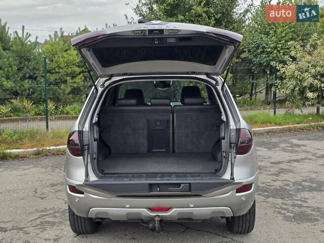 Сірий Рено Колеос, об'ємом двигуна 2 л та пробігом 289 тис. км за 7999 $, фото 71 на Automoto.ua