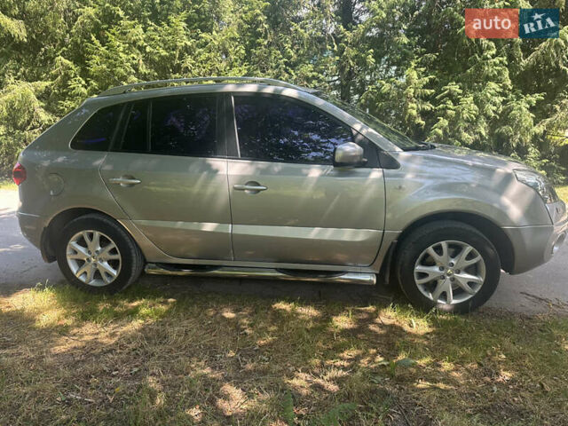 Рено Колеос 2008 в Радивилове на Automoto.ua Серый Рено Колеос, объемом двигателя 2.49 л и пробегом 210 тыс. км за 8500 $, фото 2 на Automoto.ua