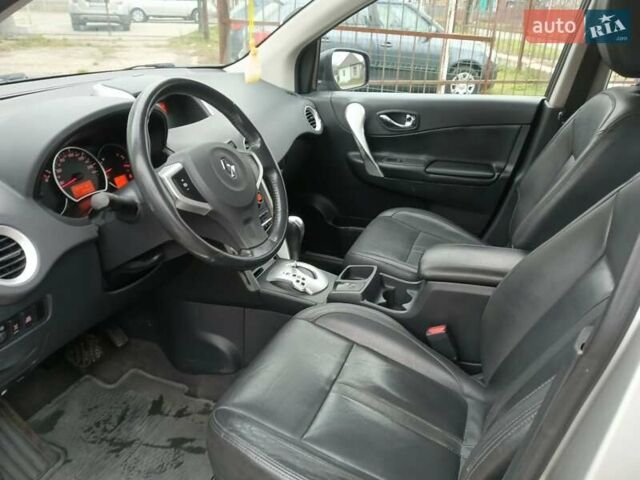 Серый Рено Колеос, объемом двигателя 2 л и пробегом 247 тыс. км за 9300 $, фото 12 на Automoto.ua