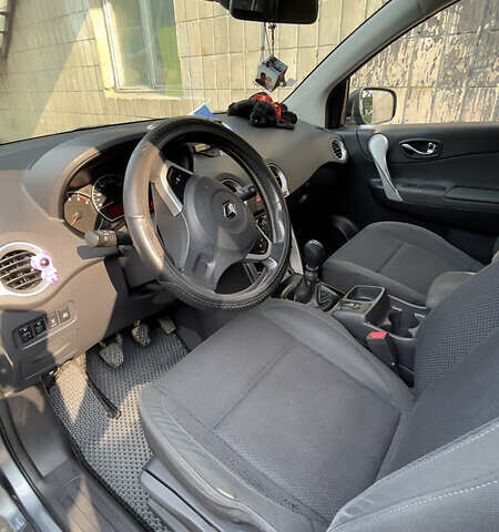 Серый Рено Колеос, объемом двигателя 2 л и пробегом 274 тыс. км за 8200 $, фото 14 на Automoto.ua