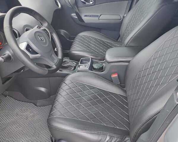 Серый Рено Колеос, объемом двигателя 2.5 л и пробегом 252 тыс. км за 7300 $, фото 11 на Automoto.ua