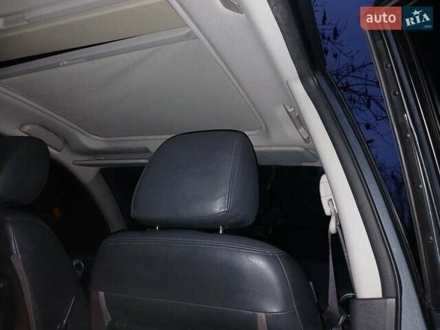 Серый Рено Колеос, объемом двигателя 2 л и пробегом 280 тыс. км за 10300 $, фото 4 на Automoto.ua