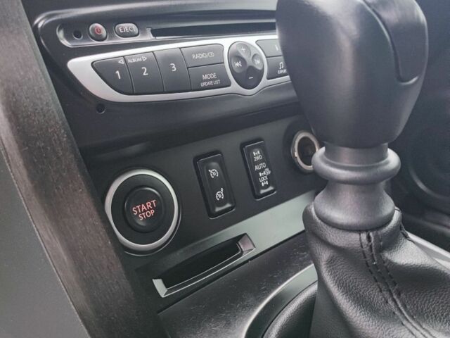 Серый Рено Колеос, объемом двигателя 2.5 л и пробегом 253 тыс. км за 7300 $, фото 15 на Automoto.ua