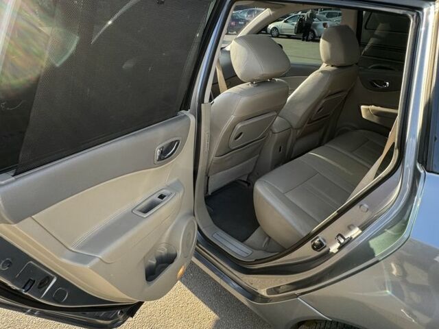 Серый Рено Колеос, объемом двигателя 2 л и пробегом 290 тыс. км за 6900 $, фото 12 на Automoto.ua