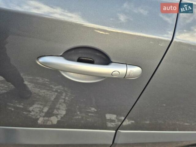 Серый Рено Колеос, объемом двигателя 2.45 л и пробегом 186 тыс. км за 9499 $, фото 14 на Automoto.ua