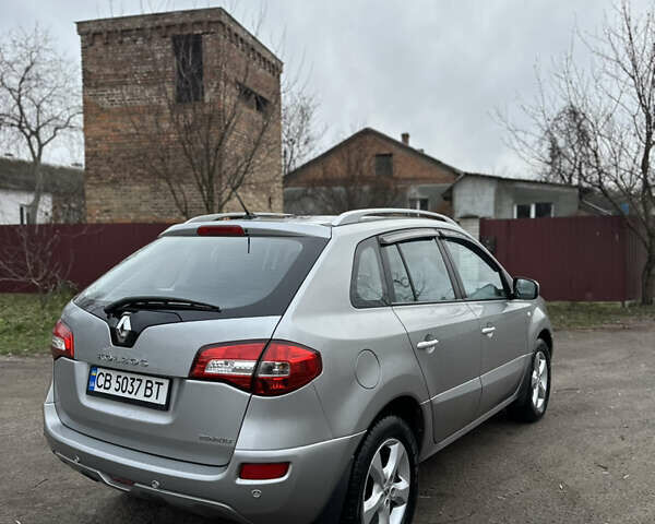 Сірий Рено Колеос, об'ємом двигуна 2 л та пробігом 230 тис. км за 7800 $, фото 3 на Automoto.ua