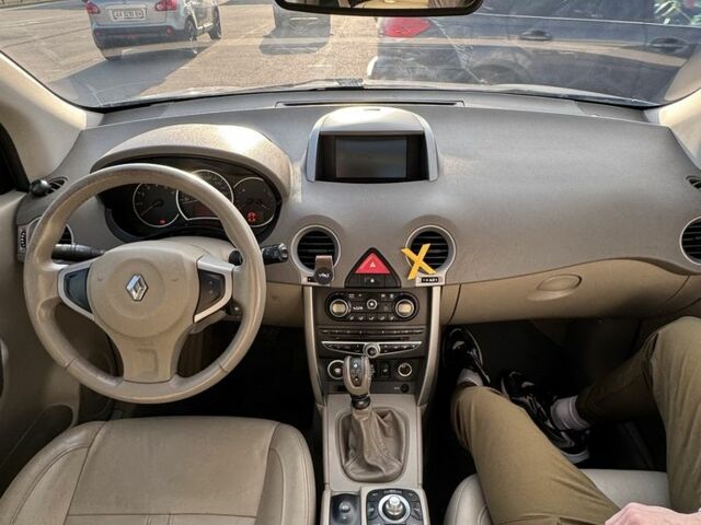 Сірий Рено Колеос, об'ємом двигуна 2 л та пробігом 300 тис. км за 7500 $, фото 4 на Automoto.ua