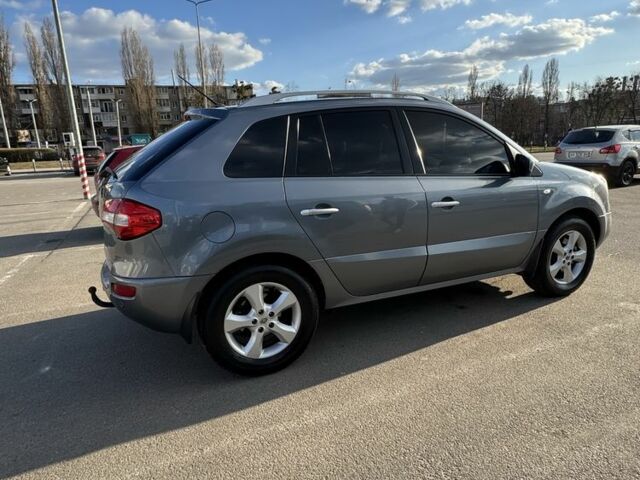 Серый Рено Колеос, объемом двигателя 2 л и пробегом 290 тыс. км за 6900 $, фото 3 на Automoto.ua