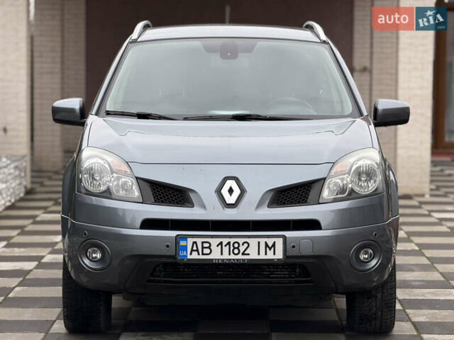 Сірий Рено Колеос, об'ємом двигуна 2 л та пробігом 238 тис. км за 8300 $, фото 2 на Automoto.ua
